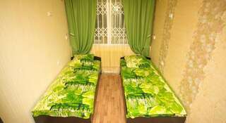 Гостиница Evropeysky Hostel Новосибирск Бюджетный двухместный номер с 2 отдельными кроватями-2